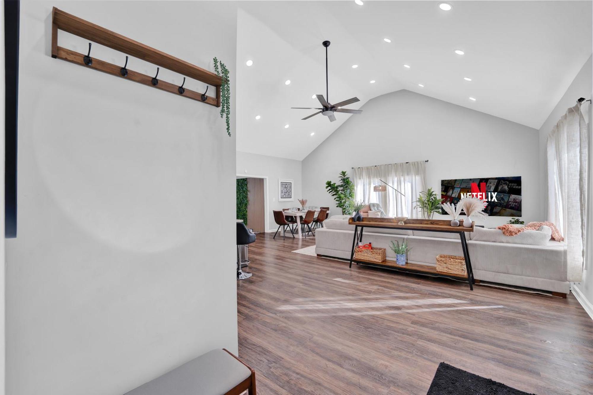 Palomino Ranch Namaste-sunroom, Hot Tub, Game Room, King Beds, Fire Pit, Bbq, Pet-friendly Tobyhanna