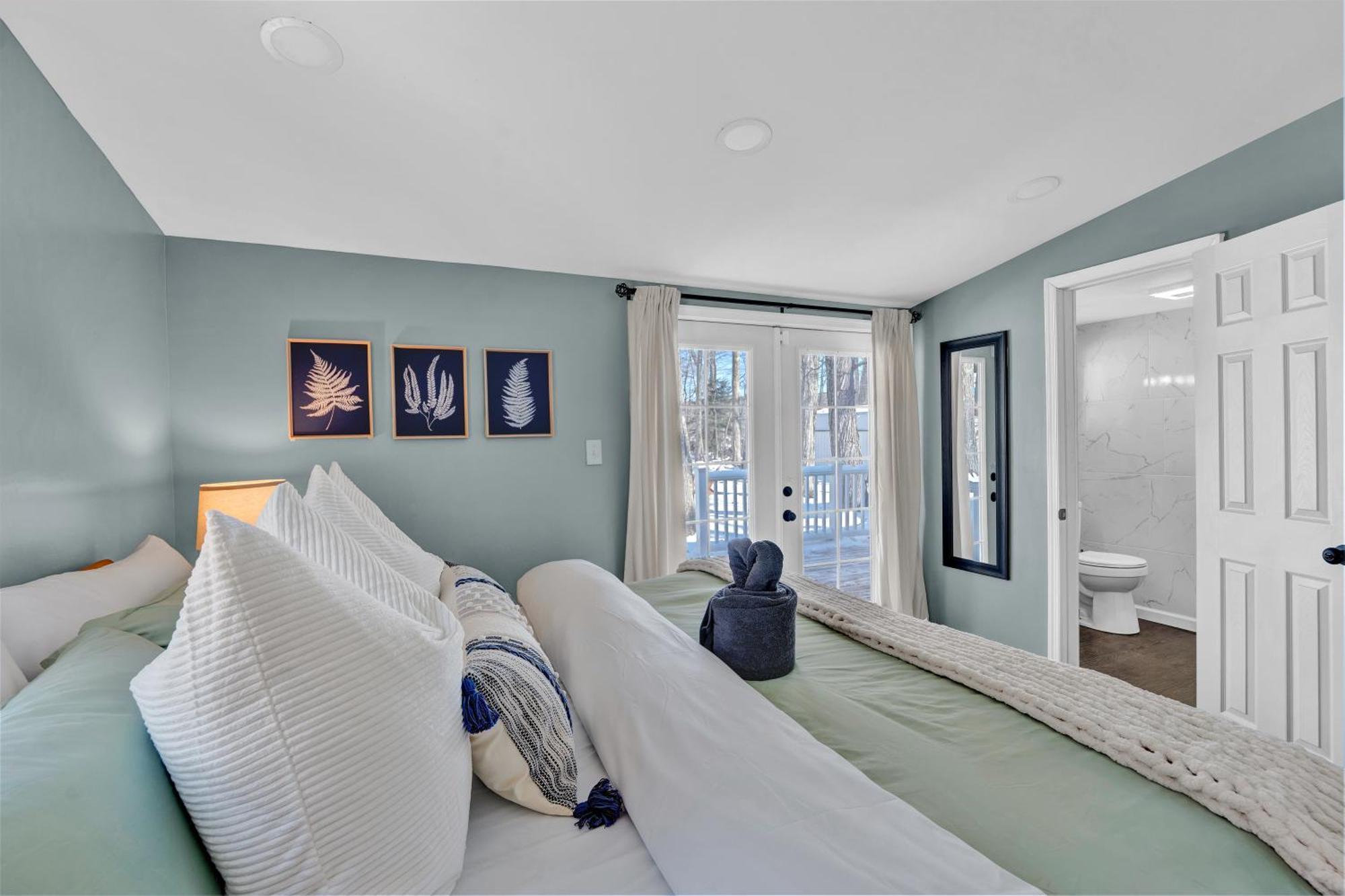 Palomino Ranch Namaste-sunroom, Hot Tub, Game Room, King Beds, Fire Pit, Bbq, Pet-friendly Holiday home Tobyhanna